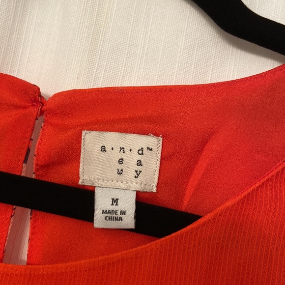 A new day dress, worn once! In great condition! - Picture 3 of 13